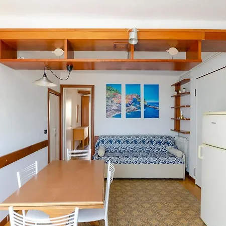 Apartment Altido Light Flat Near The Beach In Riva Trigoso *