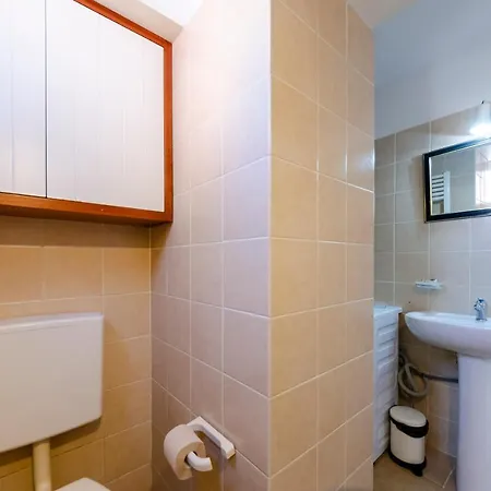 Altido Light Flat Near The Beach In Riva Trigoso Apartment *