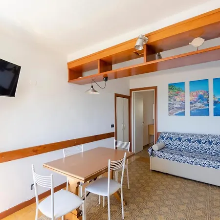 Apartment Altido Light Flat Near The Beach In Riva Trigoso